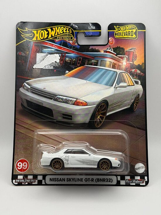 Nissan Skyline GT-R R32 ( Ar iepakojuma Defektu )