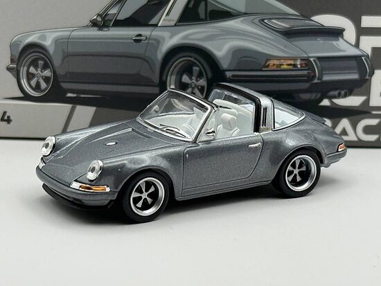 1/64 Porsche Singer Targa Grey