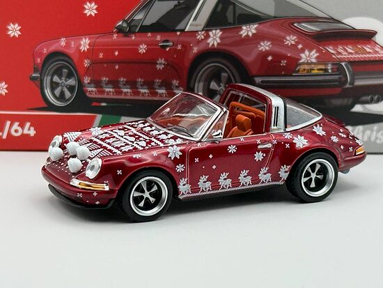 1/64 Porsche Singer Targa Christmas Red