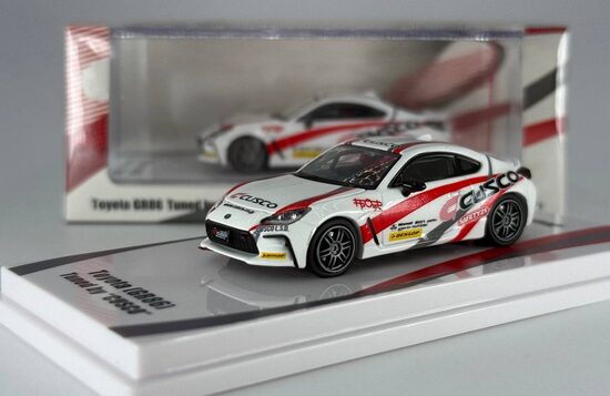 Toyota GR86 Tunde by Cusco , Red / White