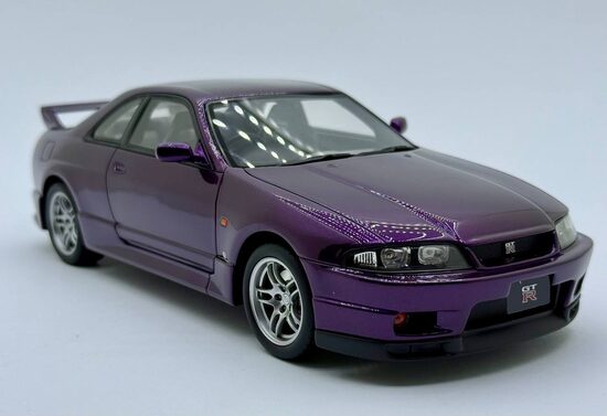 1/18 Otto Nissan Skyline GT-R R33 V-Spec Purple