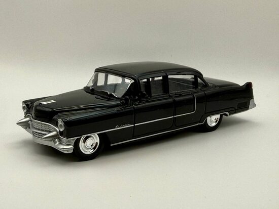 1/43 GreenLight Cadillac Fleetwood 1955