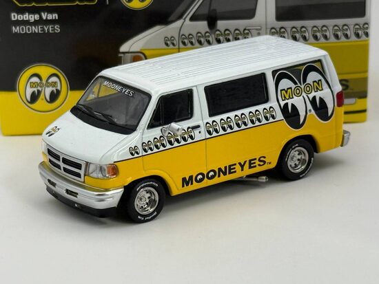 1/64 Dodge Van Mooneyes