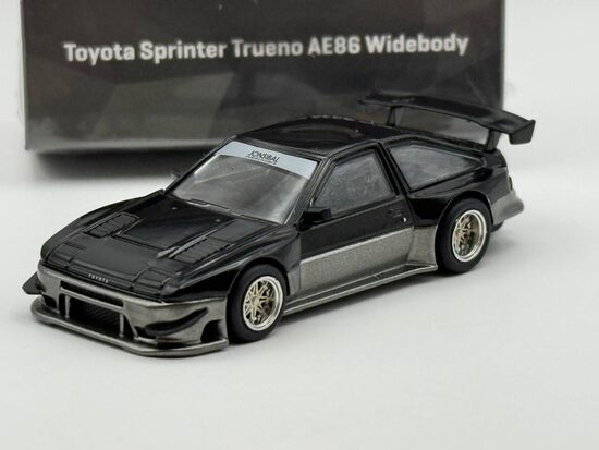 Toyota Sprinter Trueno AE86 Widebody Black / Silver