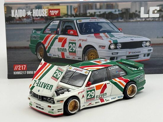 Kaido House BMW M3 7eleven