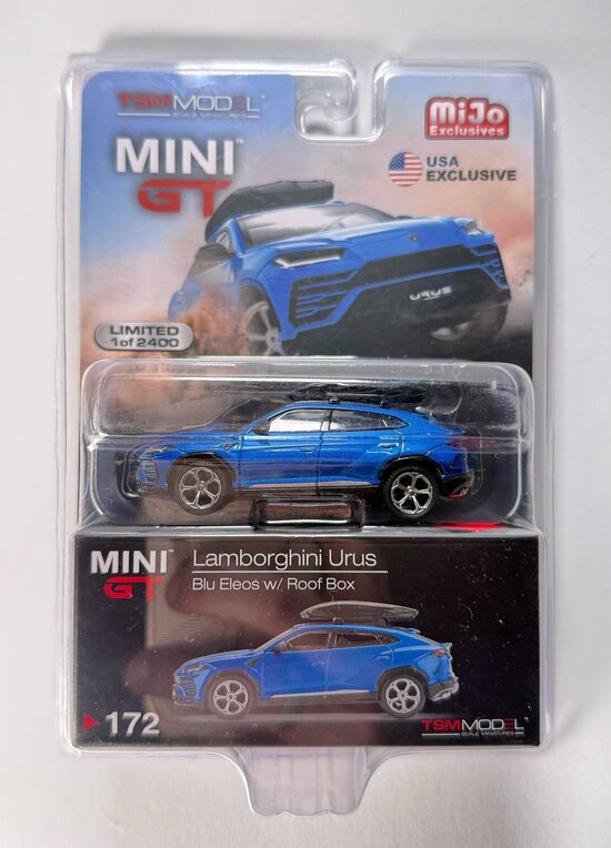 Lamborghini Urus , Blue Eleos With Roof Box