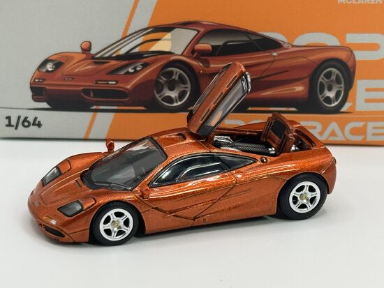 McLaren F1 , orange