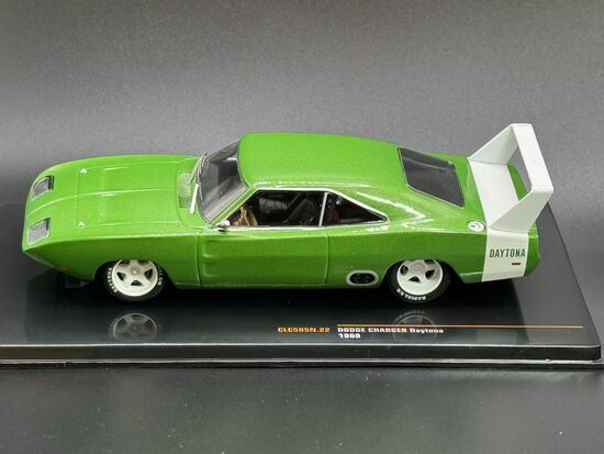 1/43 IXO Dodge Charger Daytona 1963 , green