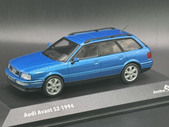 1/43 Solido Audi Avent RS 2 1994 , blue