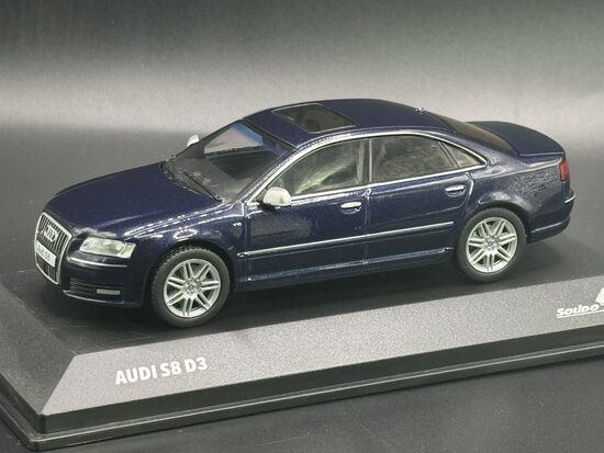 1/43 Solido Audi S8 D3 2010 , dark blue