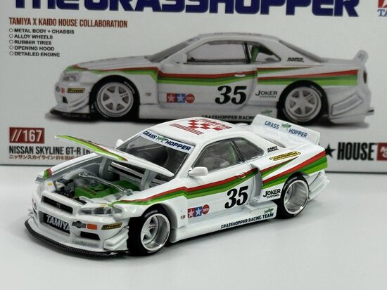 Kaido House Nissan Skyline GT-R ( R34 ) Tamiya , vhite/green/red