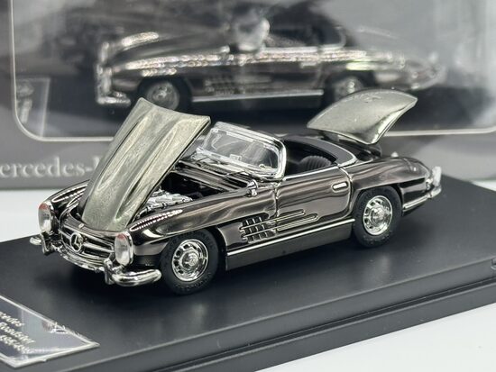 1/64 Mercedes-Benz 300 SL , chrome