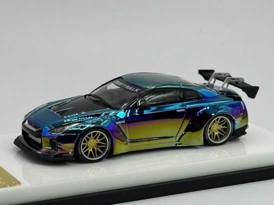 1/64 Nissan GTR R35 LBWK , chrome chameleon
