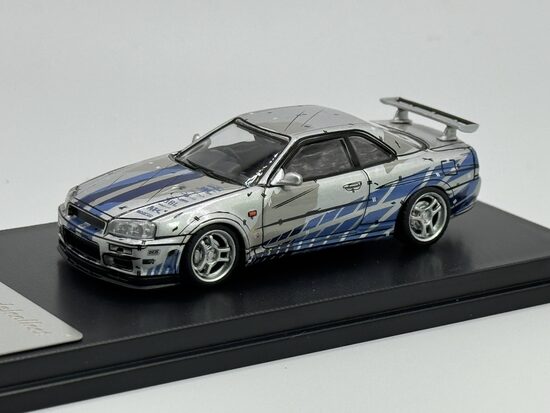 1/64 Nissan Skyline R34 V-Spec , silver/blue