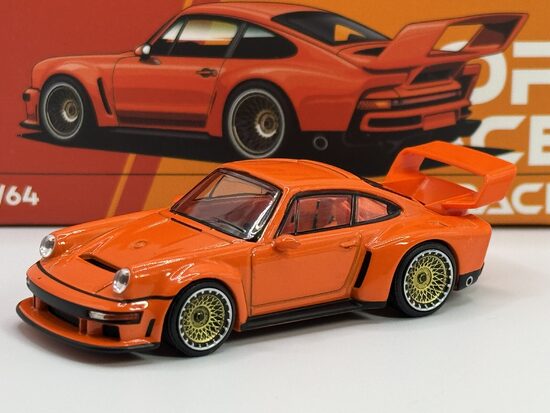 Porsche Singer DLS Turbo , orange