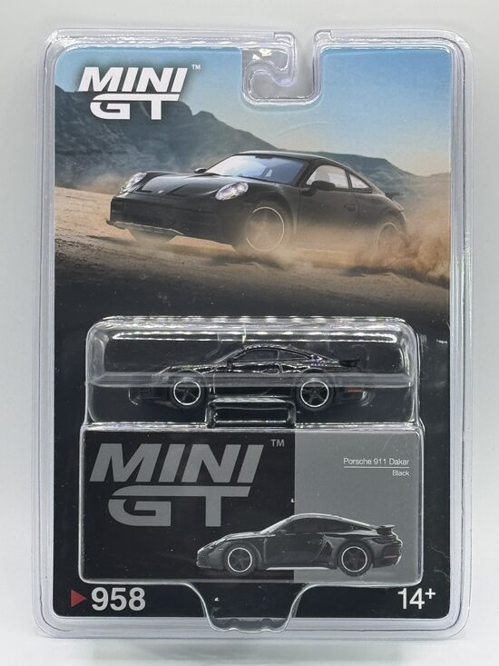 Porsche 911 (992) , dakar black