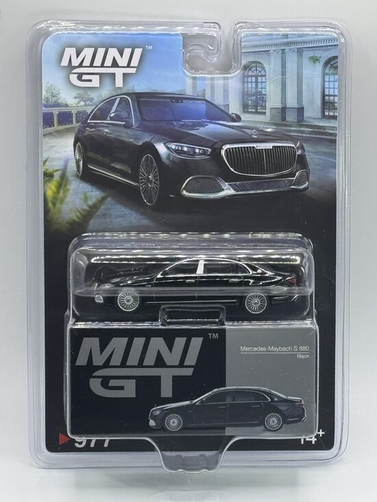 Mercedes-Benz Mayback S680 , black