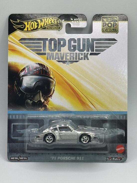 71 Porsche 911 , silver