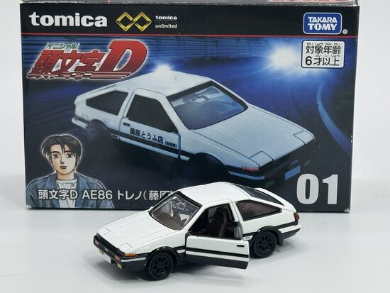 Toyota Toreno AE86 , white/black