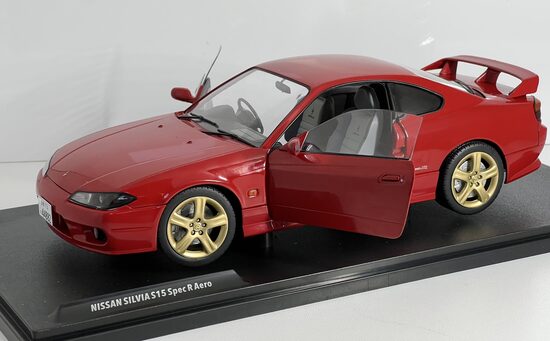 1/18 Solido Nissan Silvia ( S15 ) Spec R Aero ,Coupe 1999 , red
