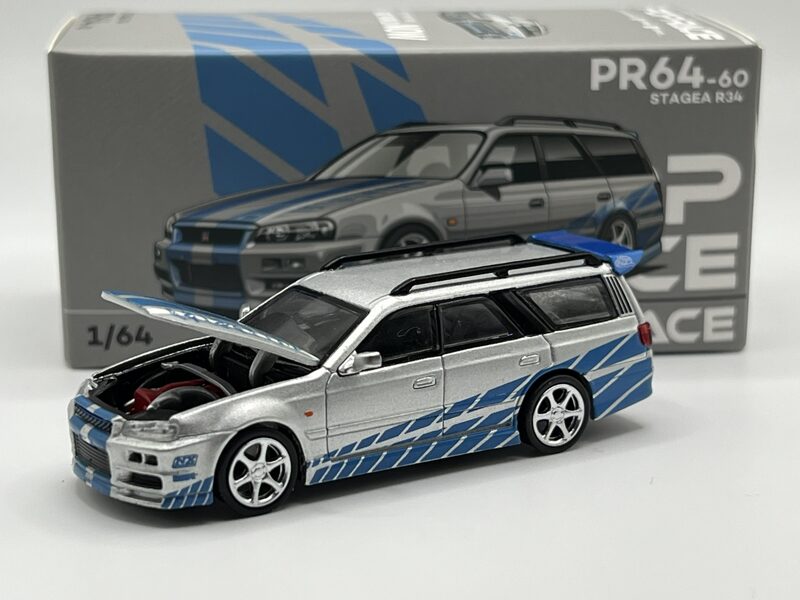 1/64 Nissan Stagea , blue/silver