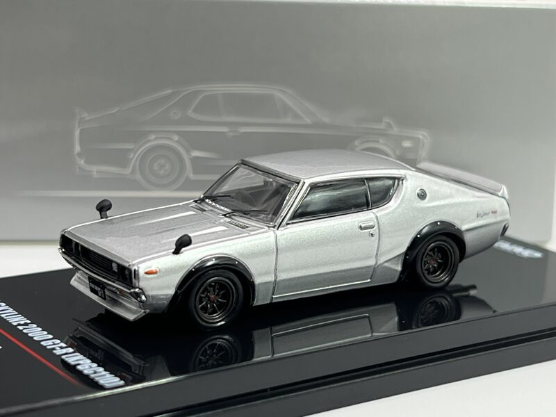 1/64 Nissan Skyline 2000 GT-R  ( KPGC 110 ) , silver
