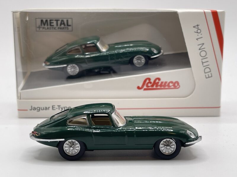 Jaguar E-type Coupe , "Britiish racing" , green