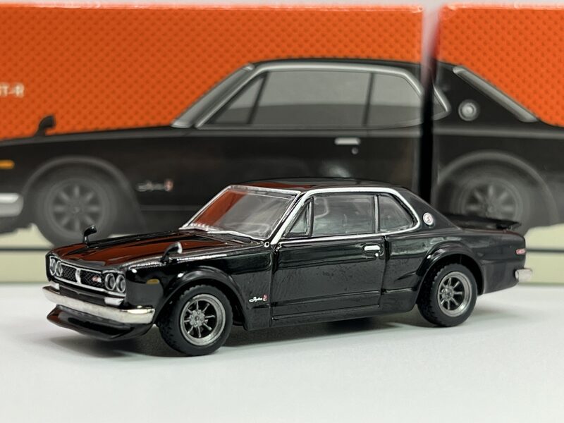1/64 Nissan Skyline 2000 GT-R  ( KPGC 10 ) , black