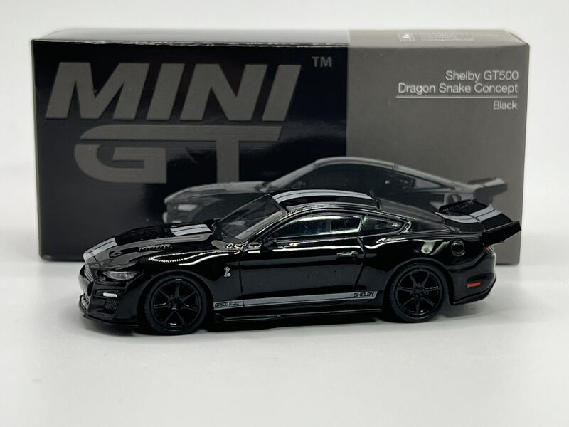 1/64 Ford Shelby GT500 Dragon Snake , black/silver strip