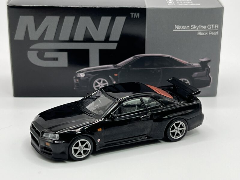 1/64 Nissan Skyline GT-R ( R34 ) , V-Spec , black pearl