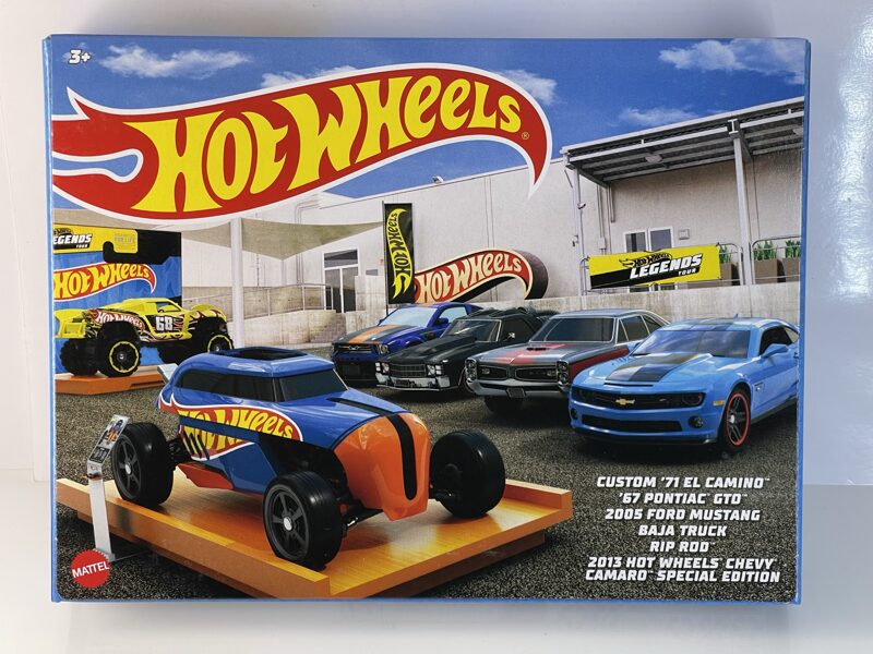 1/64 Hot Wheels Legends Theme Pack of 6pcs , in deluxe packing