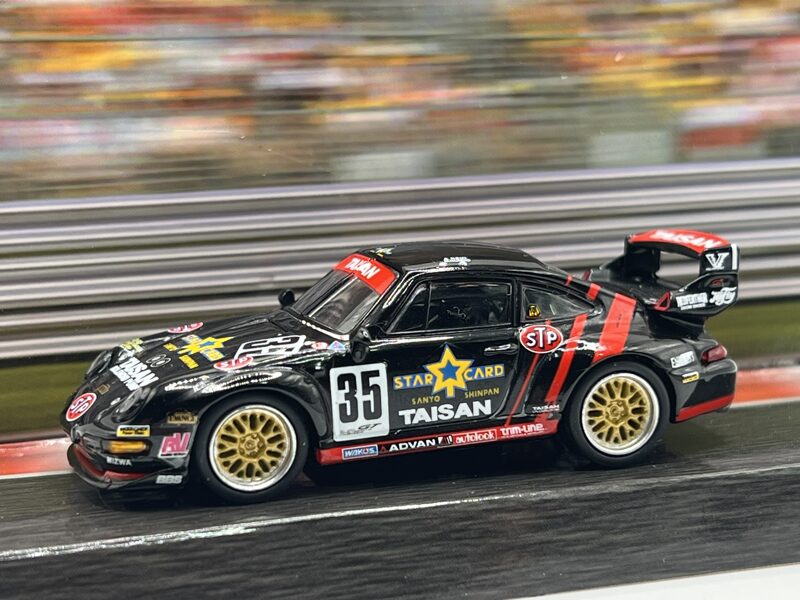1/64 Porsche 911 (993) GT2 , JGCT taisan #35 , black/red