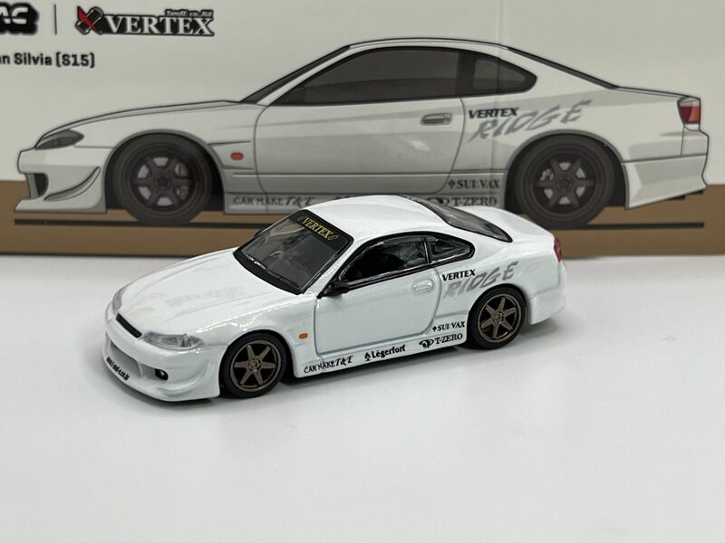 1/64 Vertex Nissan Silvi S15  , white metallic