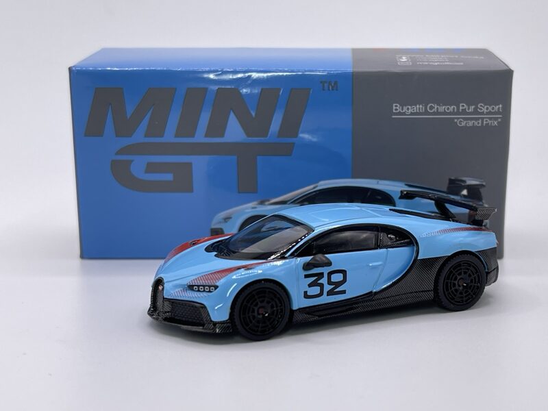 1/64 Bugatti Chiron Pur Sport , light blue