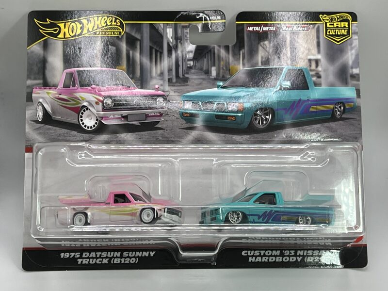 1975 Datsun Sunny Truck (B120) / Custom 93 Nissan Hardbody (D21)