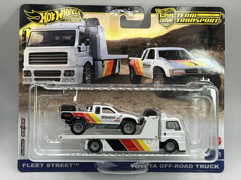 Fleet Street / Toyota OFF-Road Truck