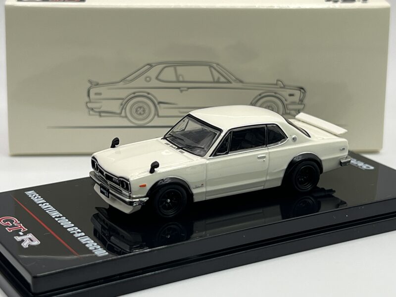 1/64 Nissan Skyline 2000 GT-R  ( KPGC 10 ) , white