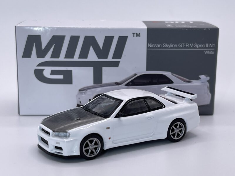 1/64 Nissan Skyline GT-R ( R34 ) , V-Spec , N1 , white/black carbon