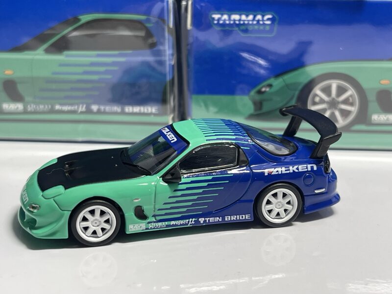 1/64 Mazda RX 7 "Falken, blue/green