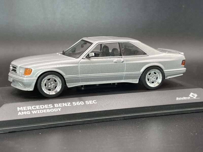 1/43 Solido Mercedes Benz 560 SEC , AMG , Widebody , silver