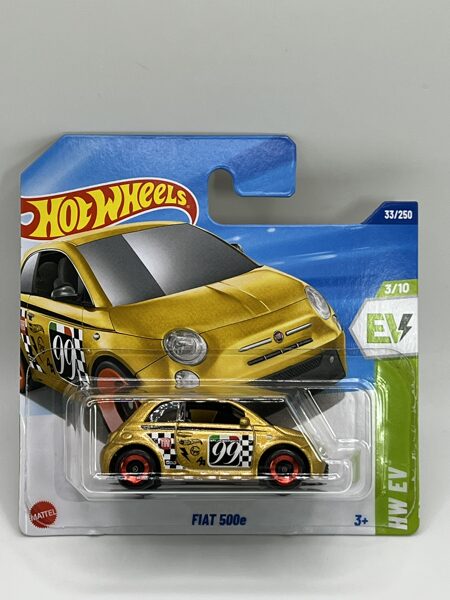 Fiat 500E , gold