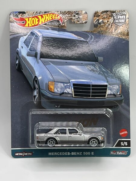 Mercedes-Benz 500 E , silver