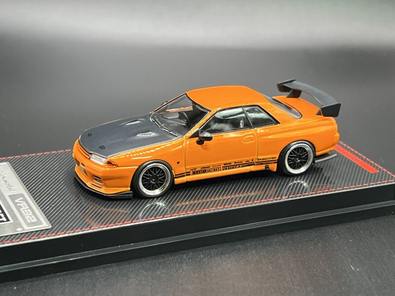 1/64 Nissan GT-R ( VR32 ) Top Secret , orange
