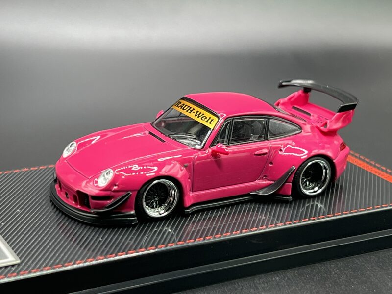 1/64 Porsche RWB 993 , pink