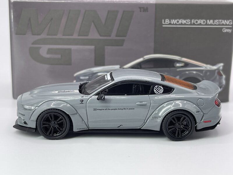1/64 Ford Mustang GT LB-Works , grey