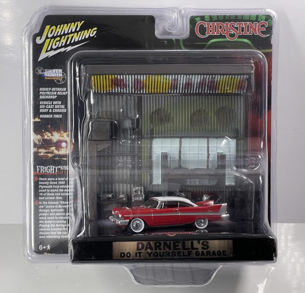 1/64 , 1958 Plymouth Fury Diorama Christine includes Darnells garage interior