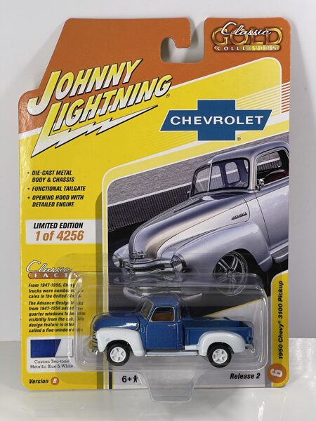 1/64 , 1950 Chevrolet truck , opening hood with detailed engine