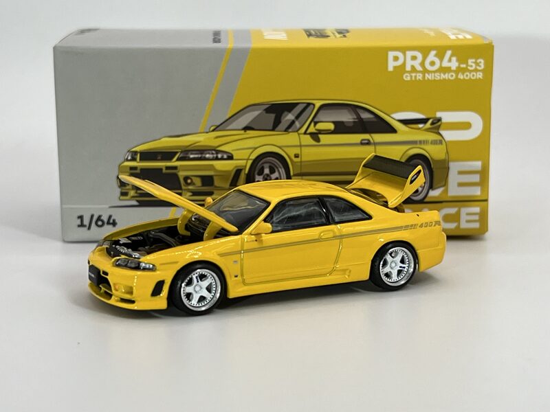 1/64 Nissan Skyline GT-R Nismo 400r , yellow