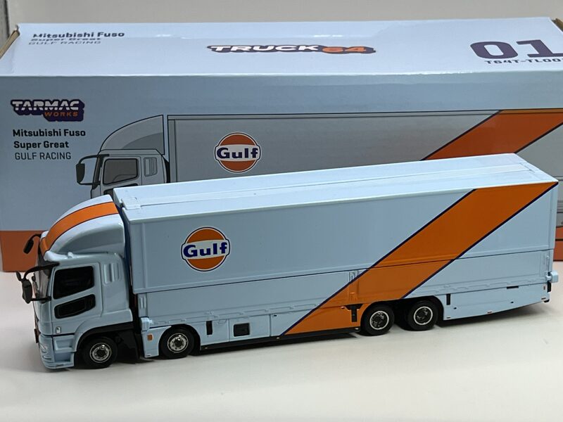 1/64 Mitsubishi Fuso Super Great ''Gulf racing" , blue/orange